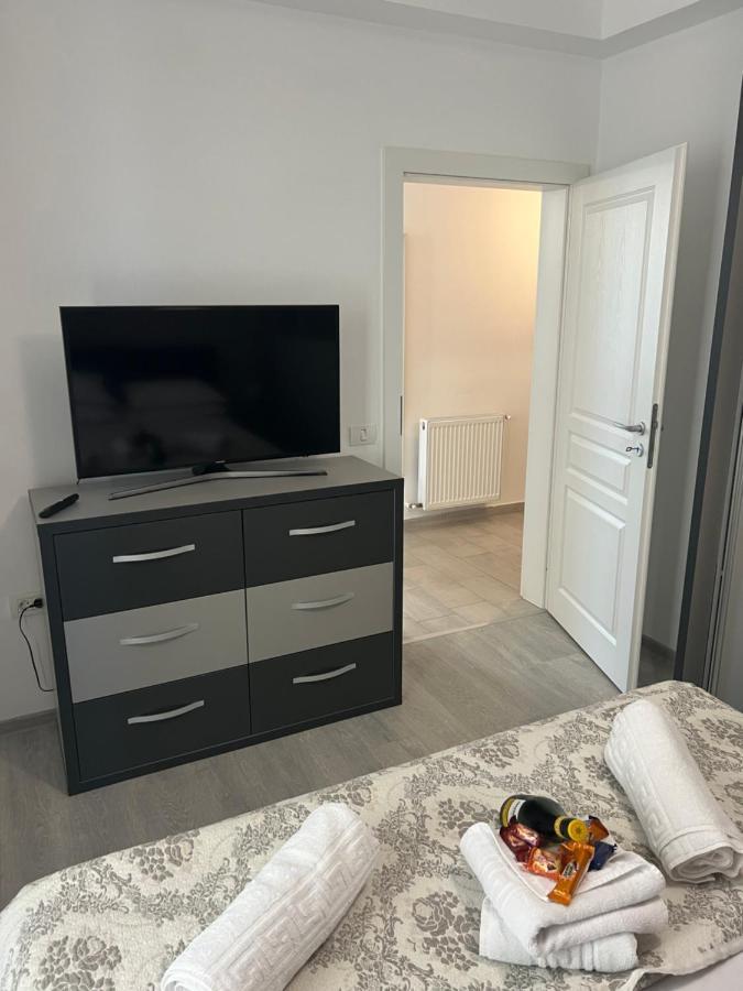 Emi Apartment Mamaia Navodari Exterior photo